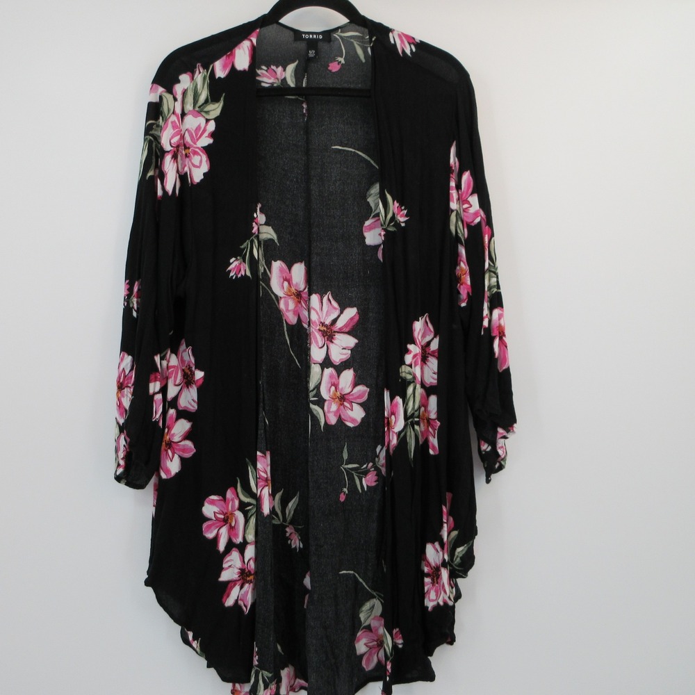 Torrid Black Pink Floral Rayon Open Front Kimono Cardigan Plus Size 1/2 1X 2X